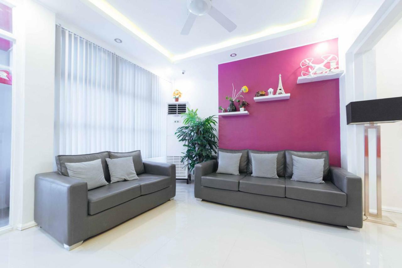 เรดดอร์ซ พลัส เนียร์ เอสเอ็ม ลานัง ดาเวา Hotel Davao ภายนอก รูปภาพ